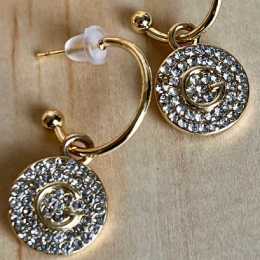 ⭐️NEW⭐️Chic Rhinestone G Small Hoop Stud Earring Designer Inspired - Picture 3 of 4